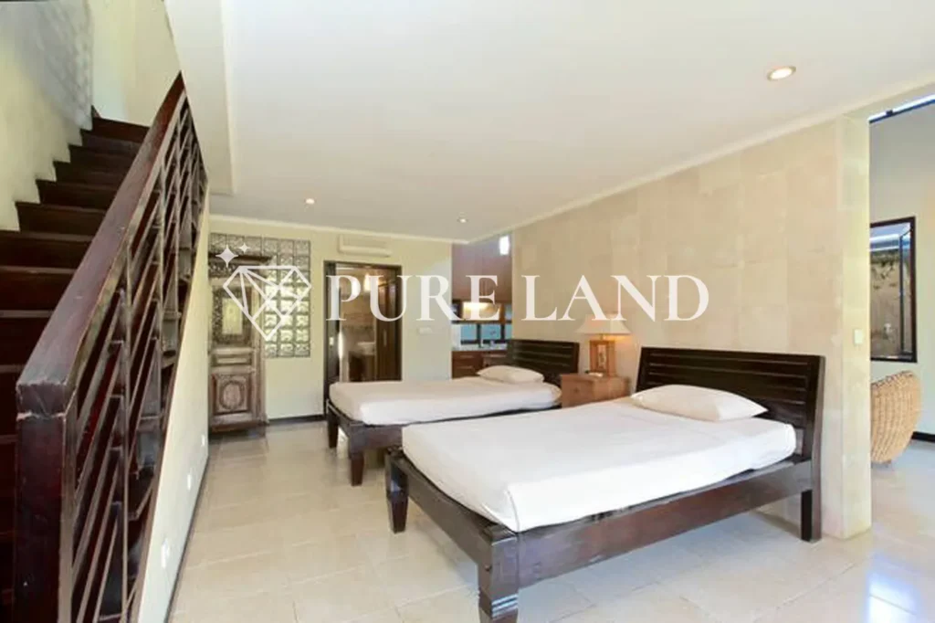 2BR Spacious Villa With Shared Pool