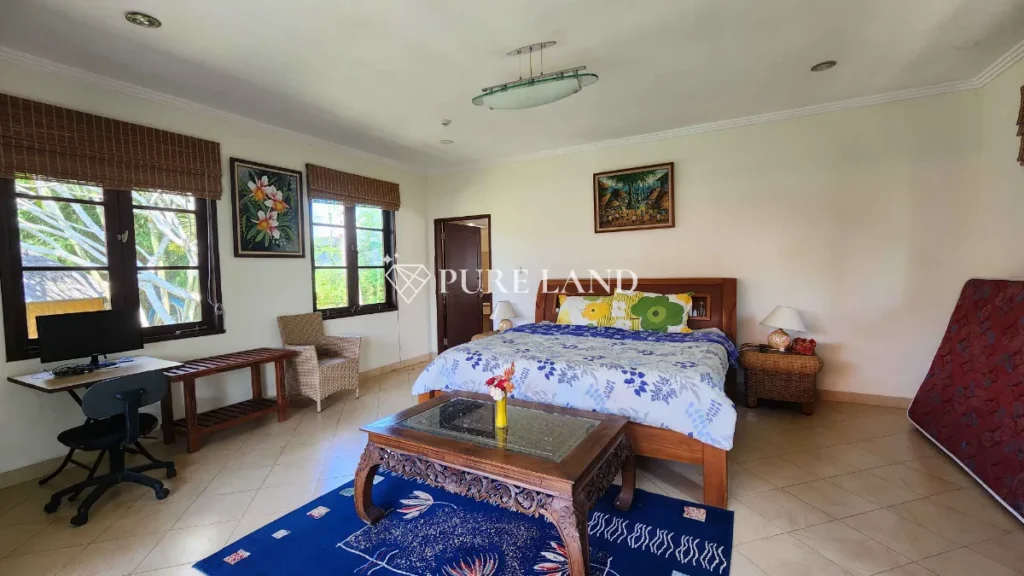 4BR Villa With Beautiful Garden in Saba