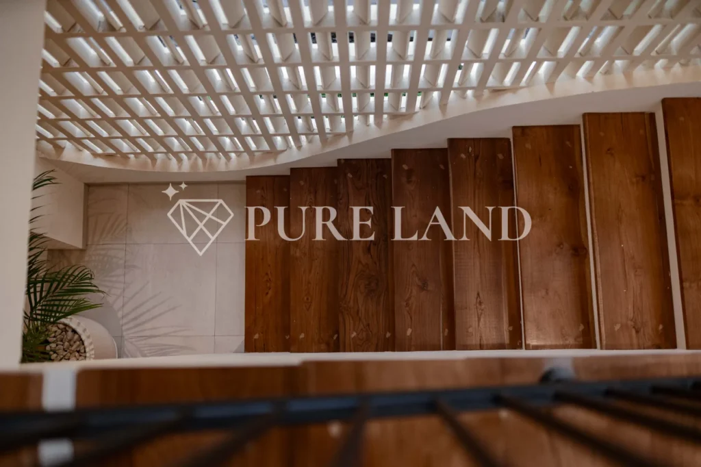 LP01001 Amandine Luxury VIlla New