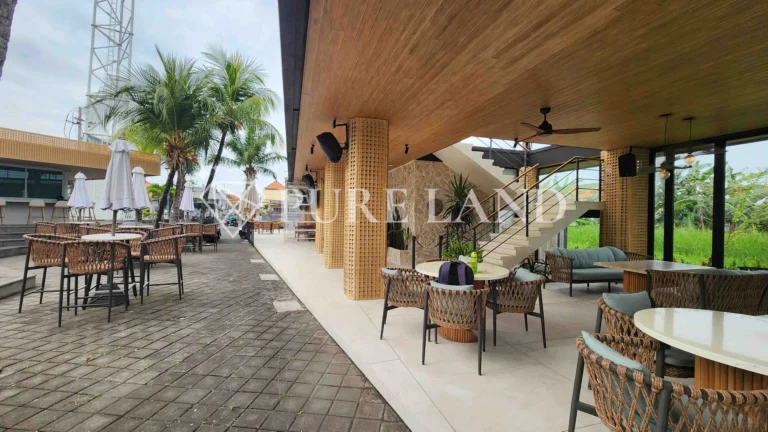 LR01004b Strategic Commerce Space in Batu Mejan Canggu
