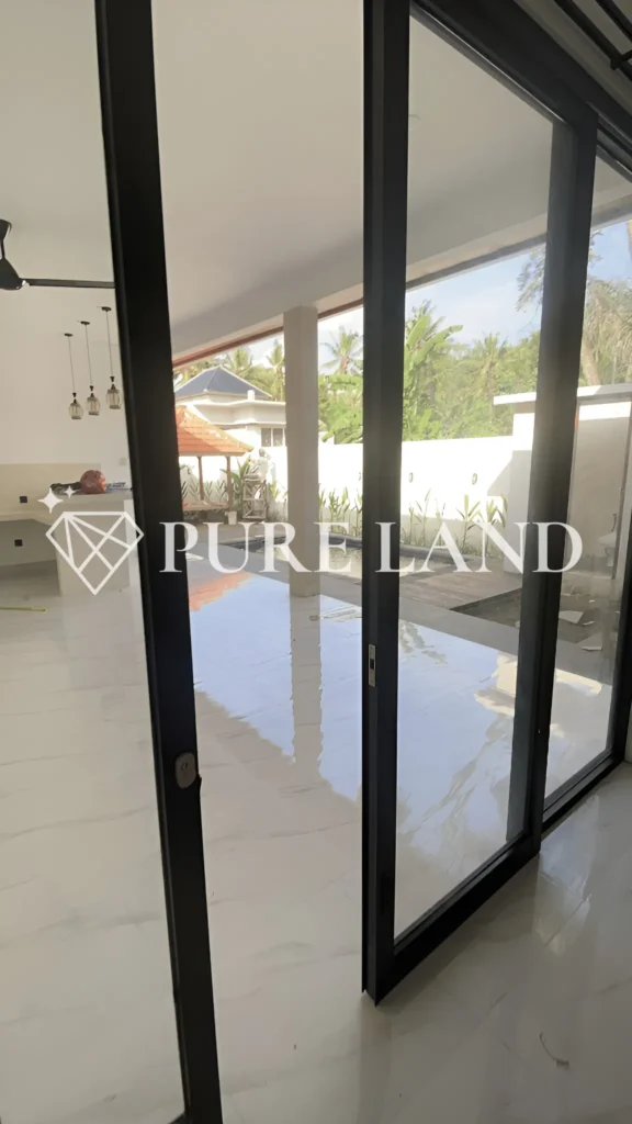 LR00001 2BR Brand New Villa in Green School Sibang