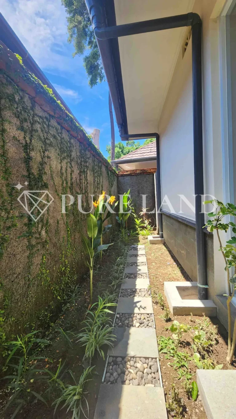 LR03008 2BR Brand New Villa in Sanur