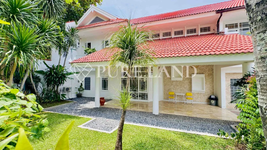 LR15001 Luxurious 4BR Emerald Villa in Nusa Dua