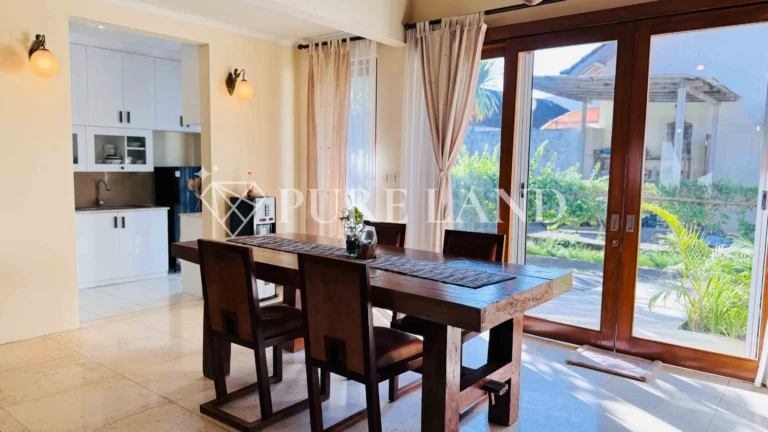 LR03010 2BR Spacious Villa in Sanur
