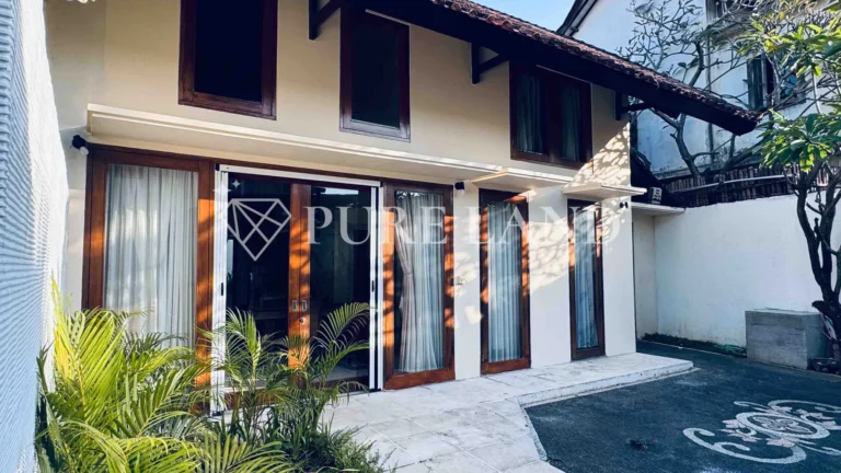 LR03010 2BR Spacious Villa in Sanur