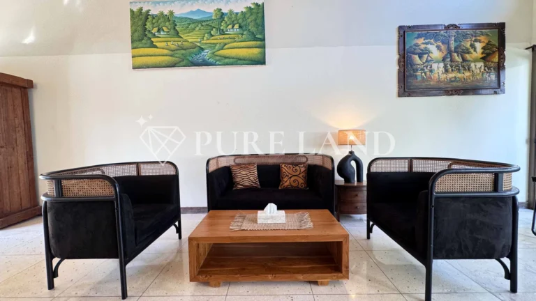 LR03010 2BR Spacious Villa in Sanur