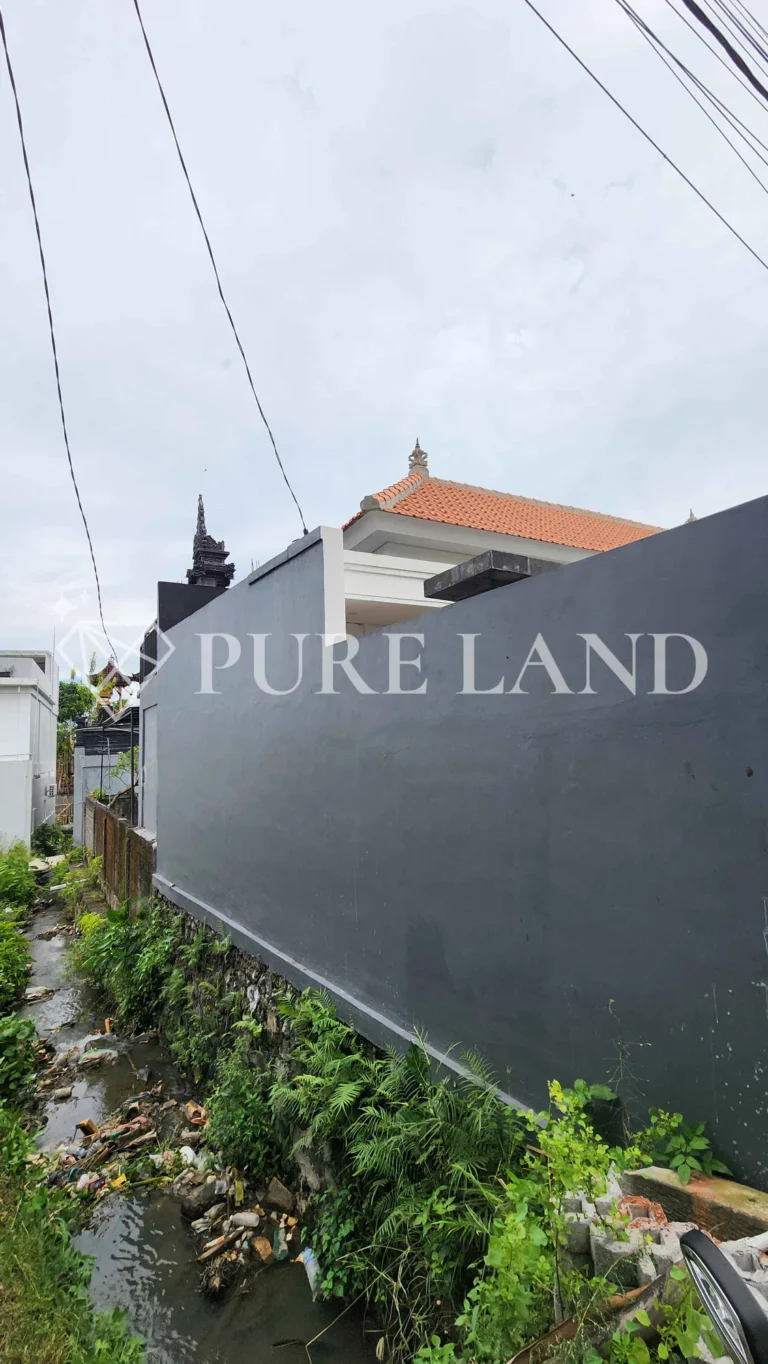 LR01011 2BR Quiet Villa in Tumbak Bayuh