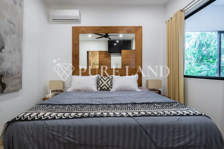 LR01012 Stylish & Luxurious Villa in Batu Mejan Canggu