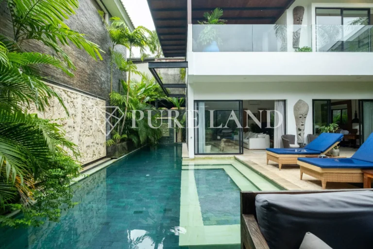 LR01012 Stylish & Luxurious Villa in Batu Mejan Canggu