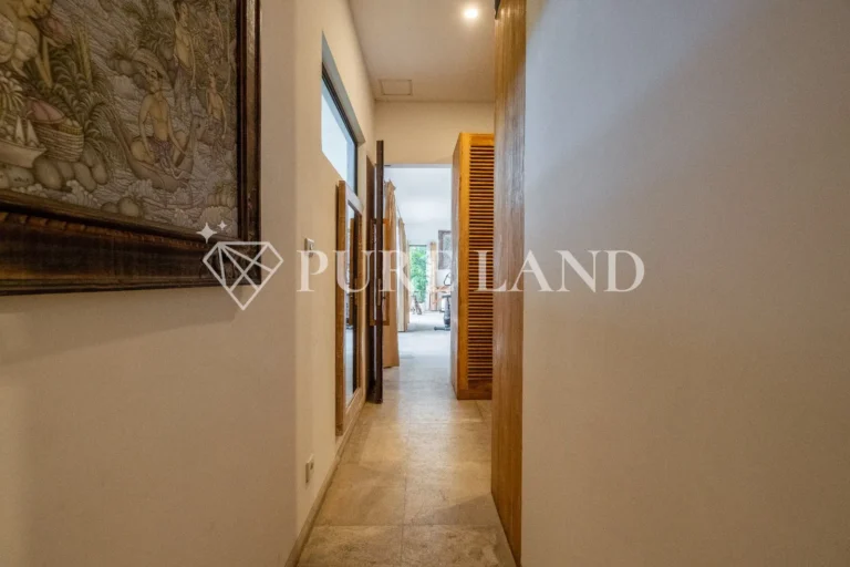 LR01012 Stylish & Luxurious Villa in Batu Mejan Canggu