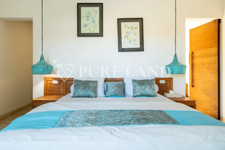 LR01012 Stylish & Luxurious Villa in Batu Mejan Canggu