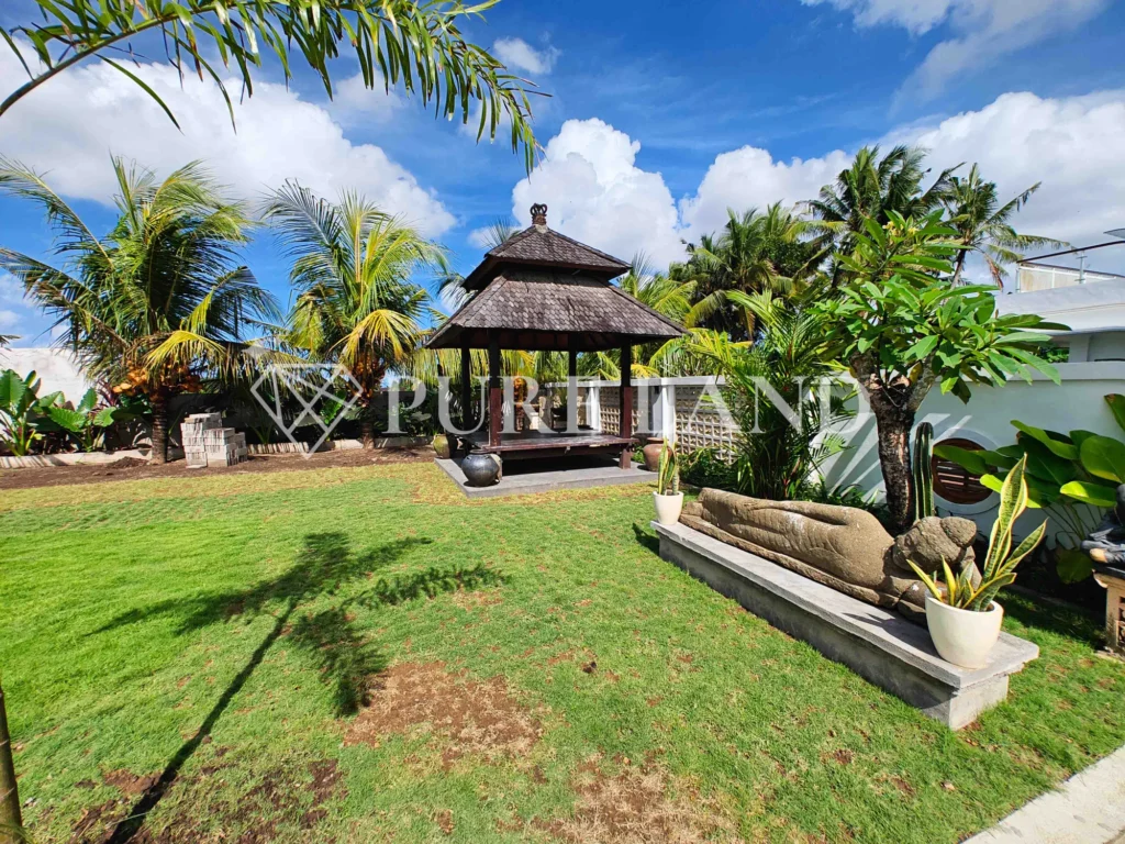 LR18001 4BR Spacious Villa near Nuanu, Tabanan