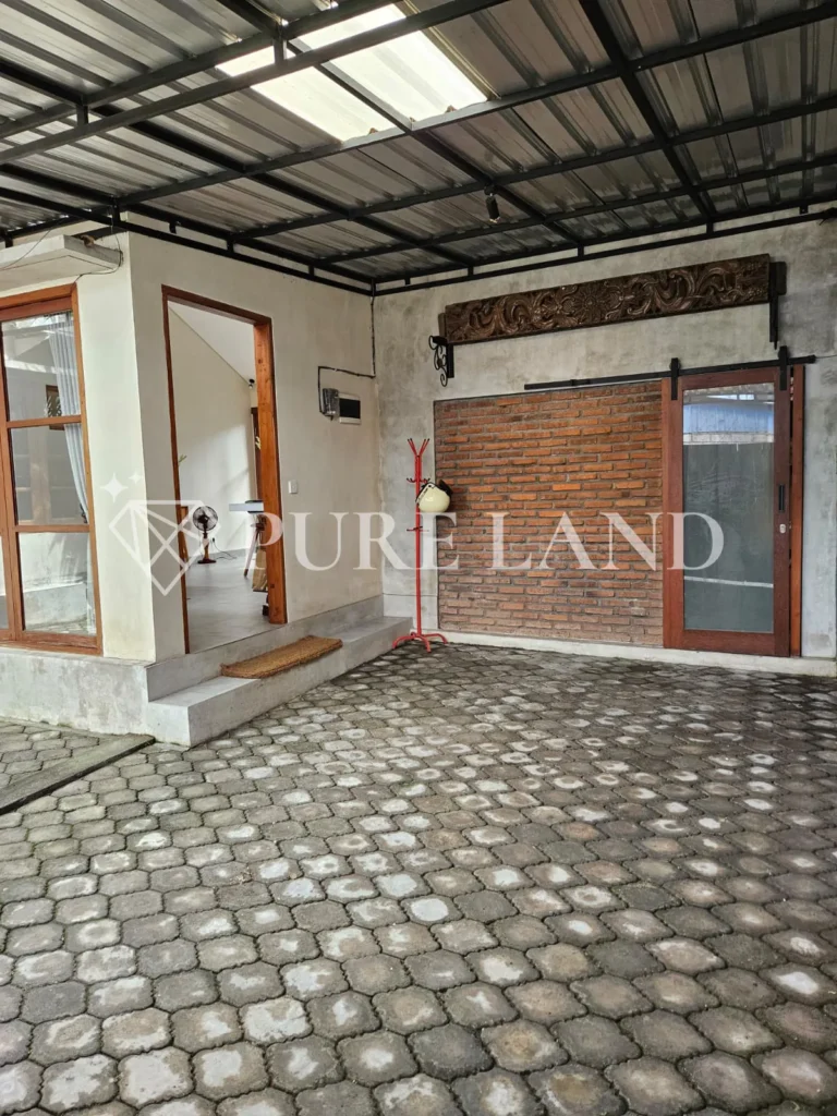 FB01003 1+1BR Cozy House in Canggu