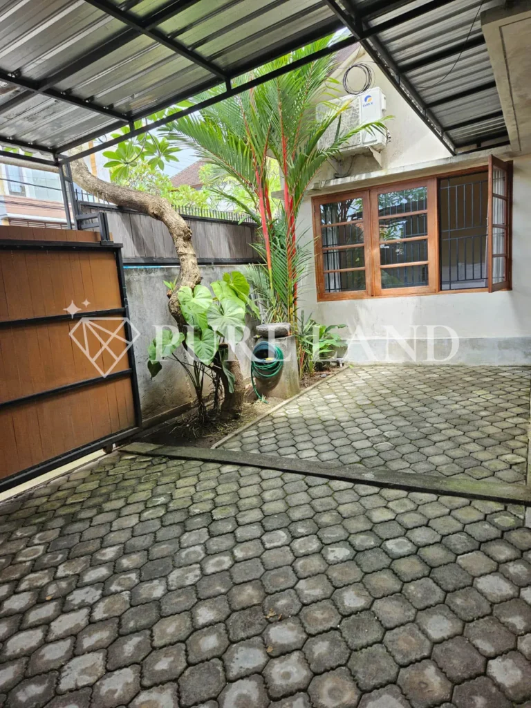 FB01003 1+1BR Cozy House in Canggu