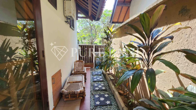 LR03011 1BR Villa in Quiet Sanur Townhouse