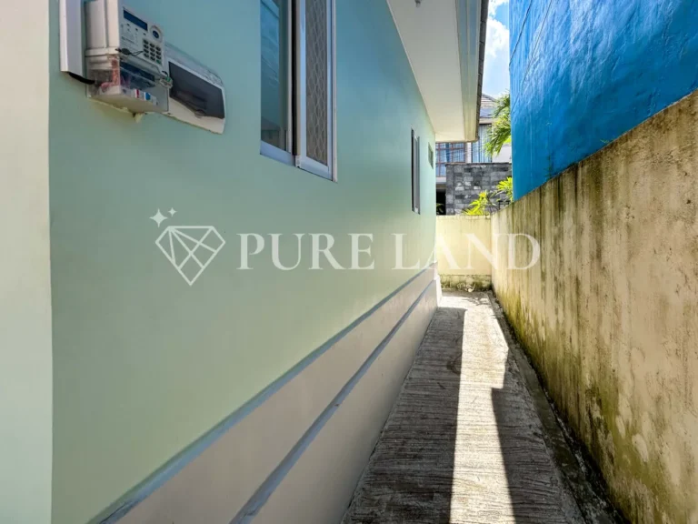 LR09002 2BR House in Padangsambian West Denpasar