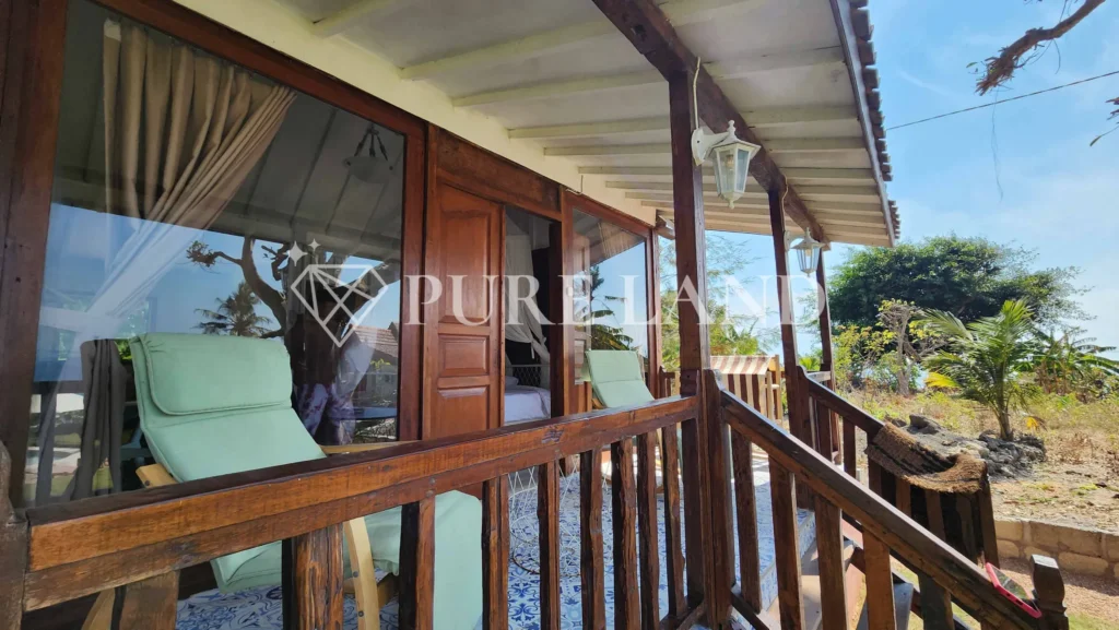 LB21001 5 Bedrooms Ocean View Villa in Nusa Penida