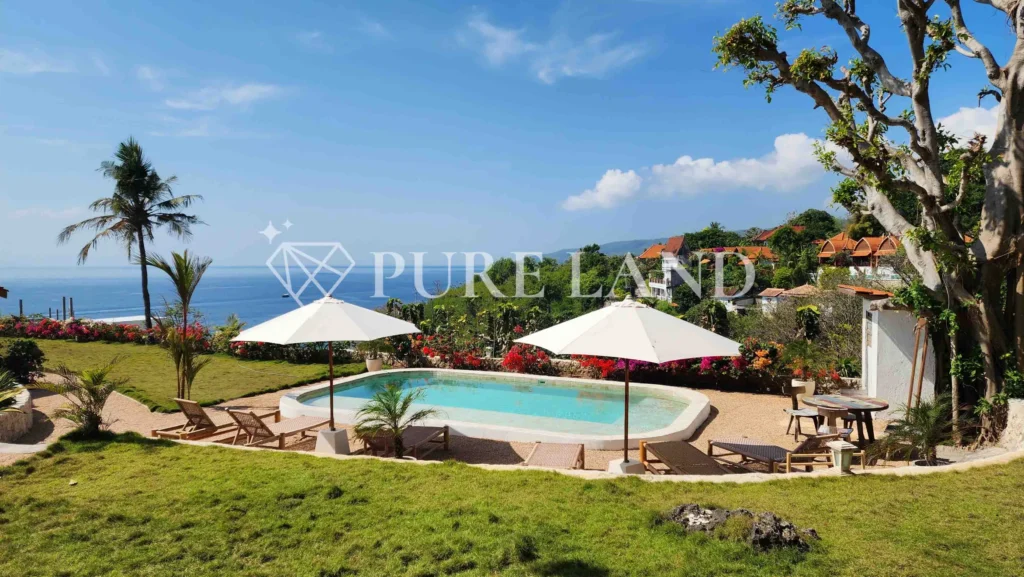 LB21001 5 Bedrooms Ocean View Villa in Nusa Penida