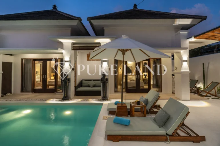 LR01014 Elegant 2 Bedroom Villa in Padonan