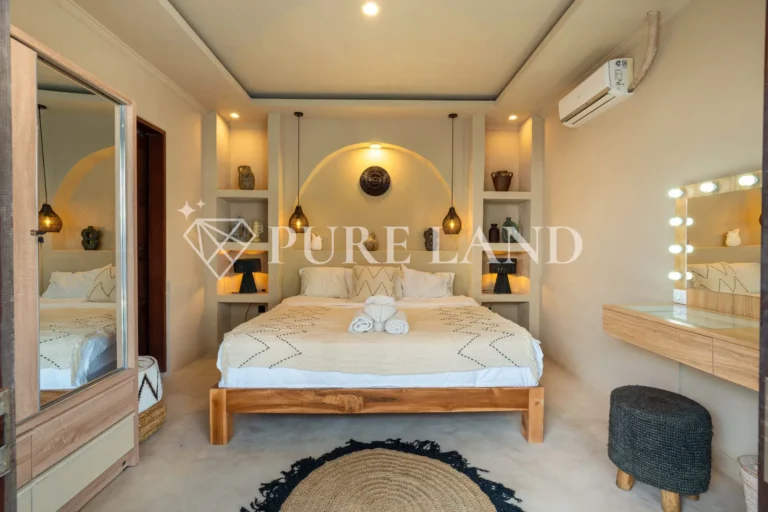LR01014 Elegant 2 Bedroom Villa in Padonan