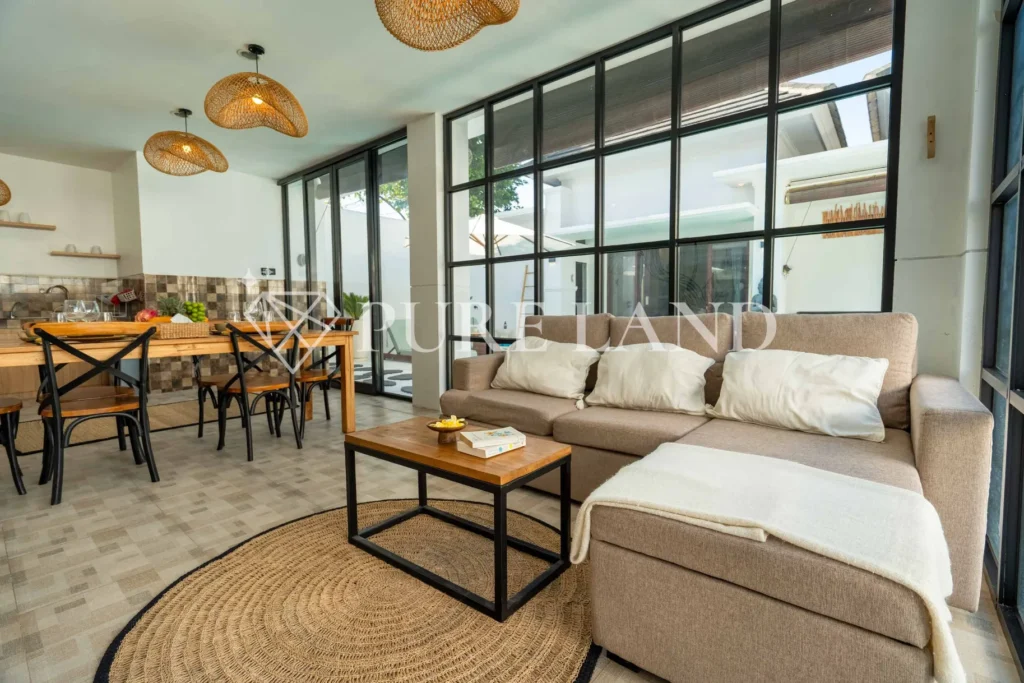 LR01014 Elegant 2 Bedroom Villa in Padonan