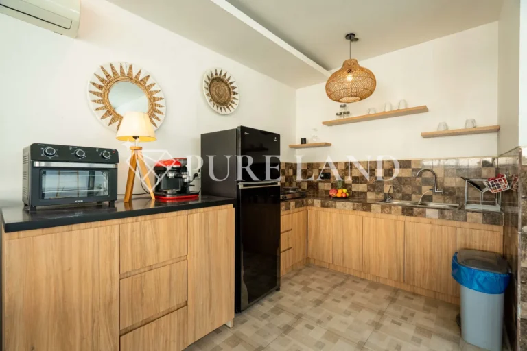 LR01014 Elegant 2 Bedroom Villa in Padonan