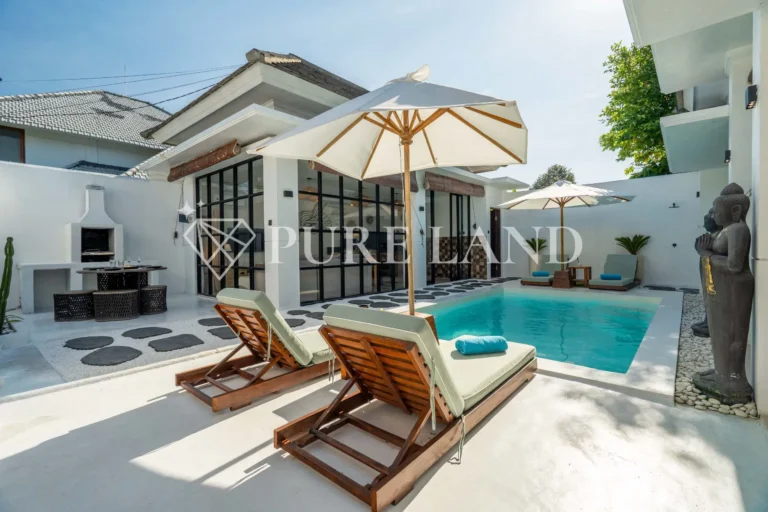 LR01014 Elegant 2 Bedroom Villa in Padonan