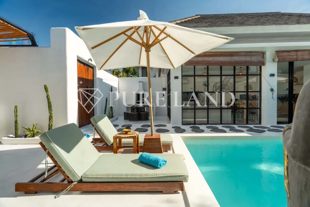 LR01014 Elegant 2 Bedroom Villa in Padonan
