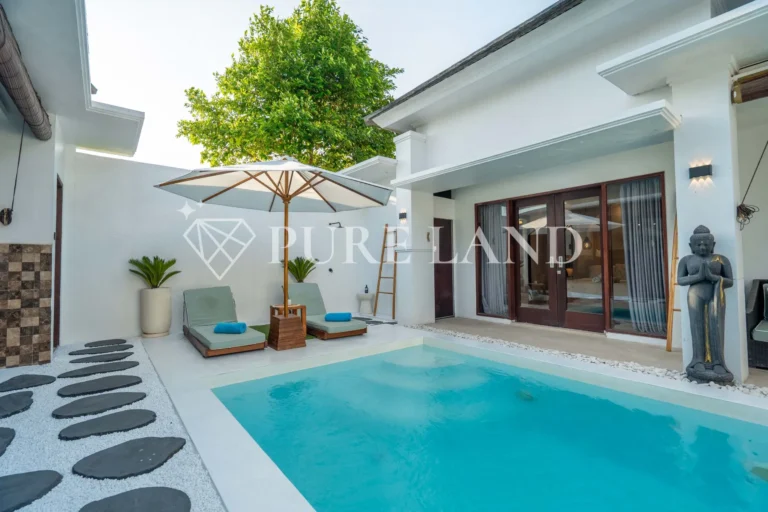 LR01014 Elegant 2 Bedroom Villa in Padonan