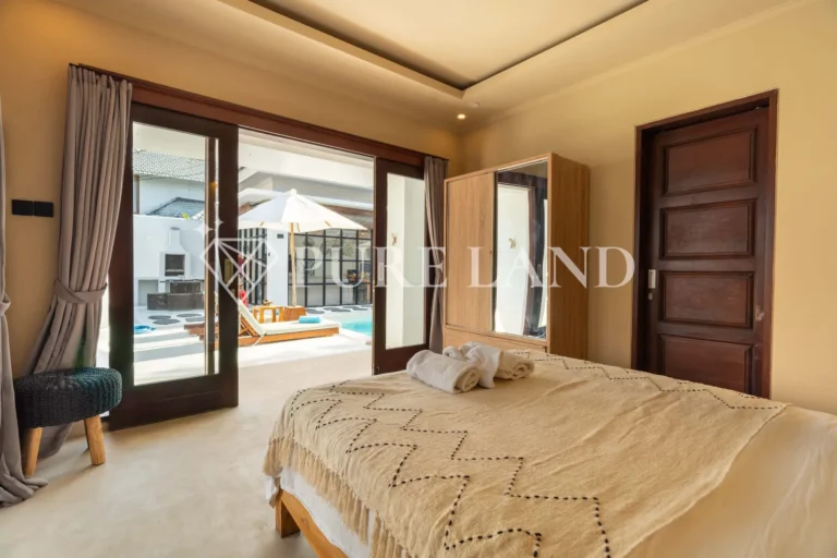 LR01014 Elegant 2 Bedroom Villa in Padonan