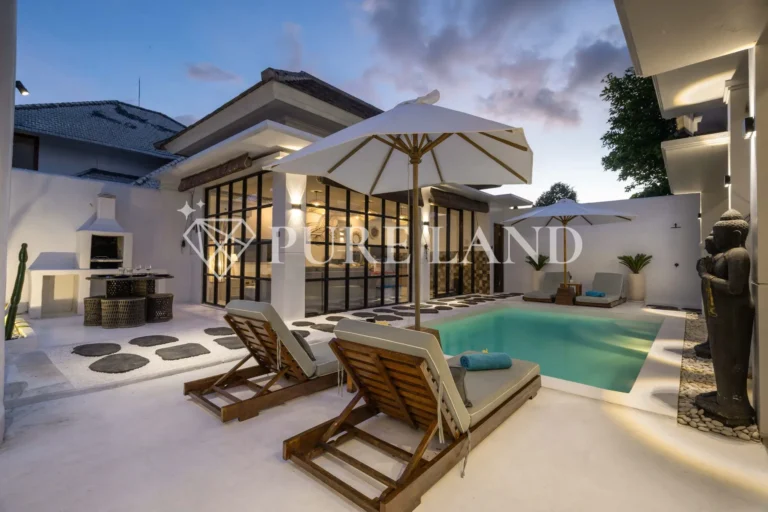 LR01014 Elegant 2 Bedroom Villa in Padonan