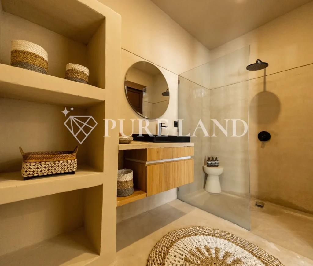LR01014 Elegant 2 Bedroom Villa in Padonan
