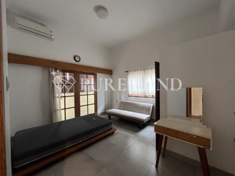 LR02010 3BR Spacious House in Kerobokan