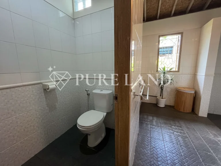 LR05006 2BR Cozy Loft-Style House in Ubud