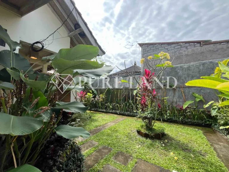 LR05006 2BR Cozy Loft-Style House in Ubud