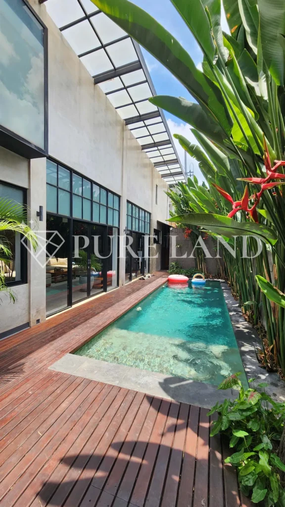 LB01007 3BR Classy Loft Villa in Central Canggu