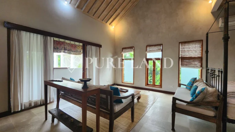 LB18001 2BR Enchanting Villa in Kedungu Beach