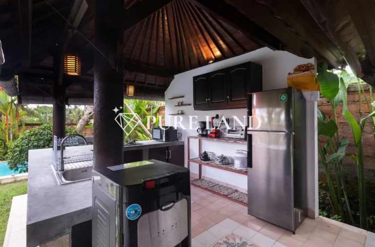 villa-kanae---kitchen-2