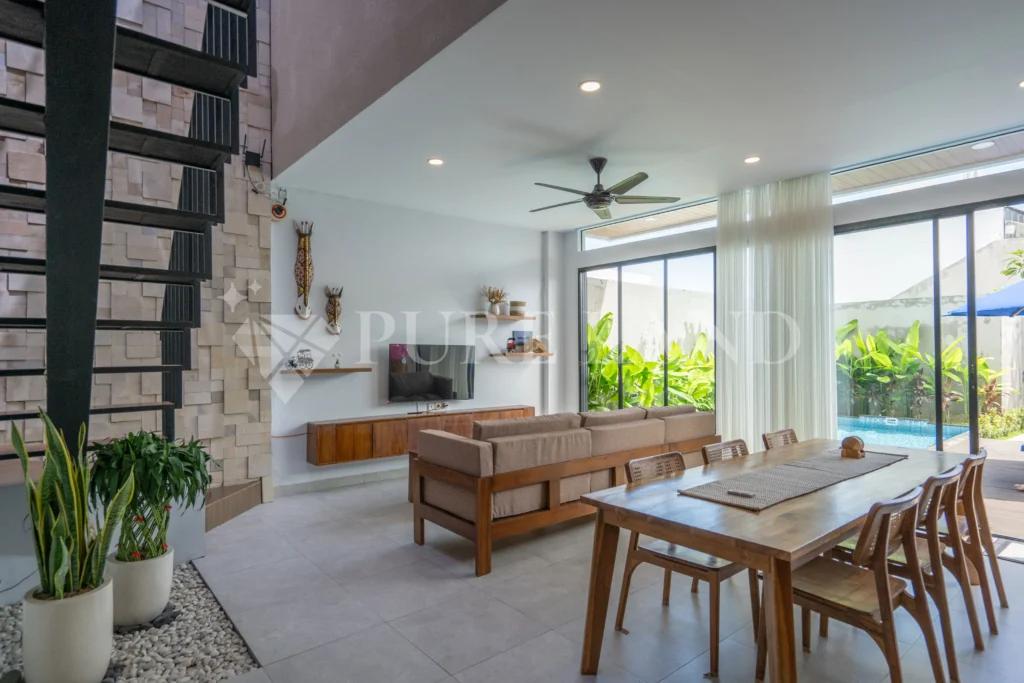 3 Bedrooms Villa
