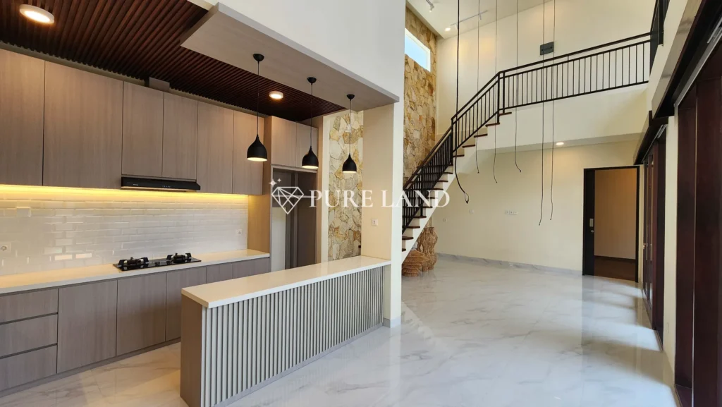 3BR Villa with Spacious Rooftop BBQ Yoga Movie Co-work Studio Family Sanur