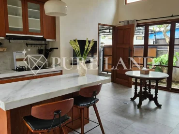 FB01003 1+1BR Cozy House in Canggu