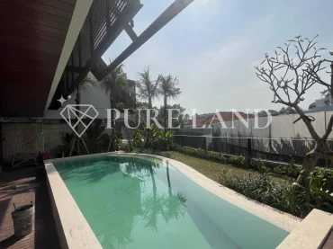 FB01004 5BR Luxury Investment in Central Canggu