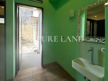 FB03001 Pre Renovation