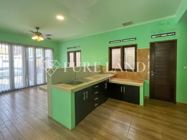 FB03001 Pre Renovation