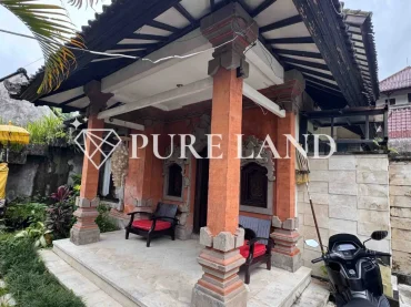 FB05002 3BR Charming Villa in Sayan