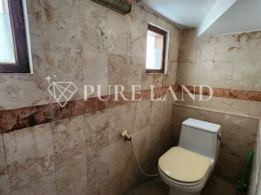 FB09004 5BR Luxurious House in North Sanur