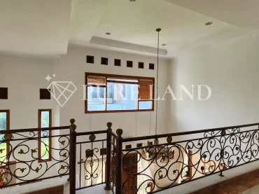 FB09004 5BR Luxurious House in North Sanur
