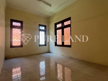 FB09005 4BR Rumah Cantik di Pemogan