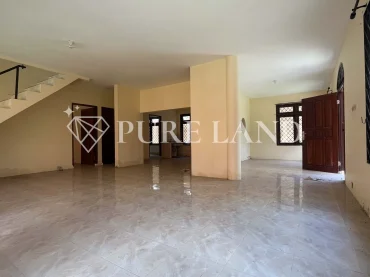 FB09005 4BR Rumah Cantik di Pemogan