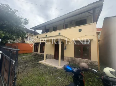 FB09005 4BR Rumah Cantik di Pemogan